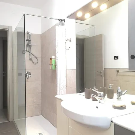 Casa Venezia E Riviera *