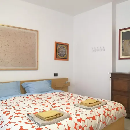 公寓 Casa Venezia E Riviera 米拉诺